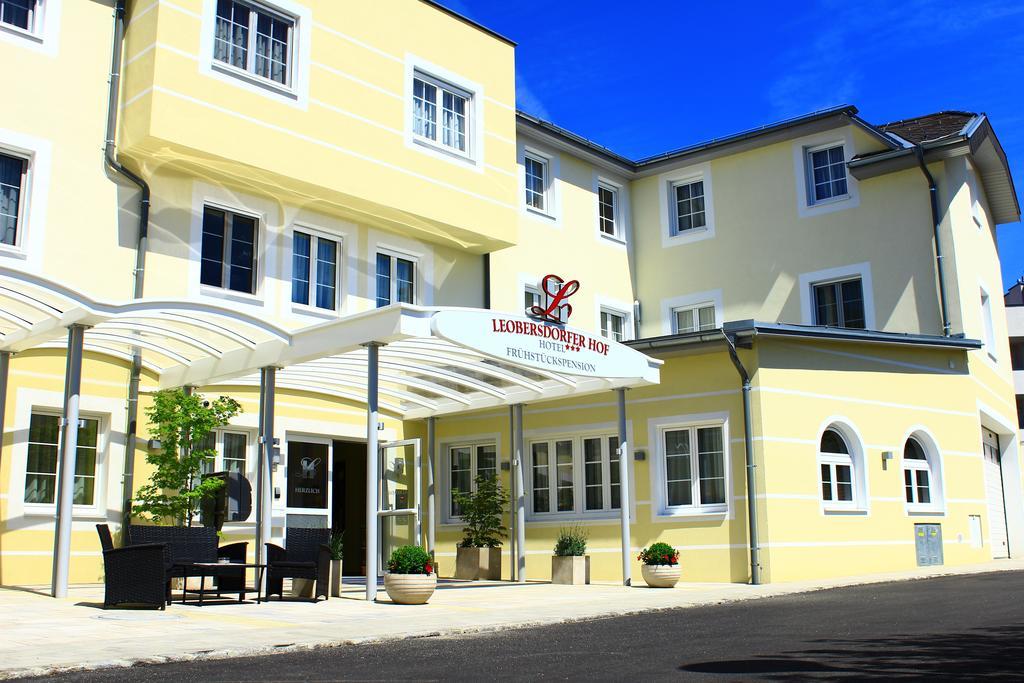 Hotel Leobersdorfer Hof Buitenkant foto